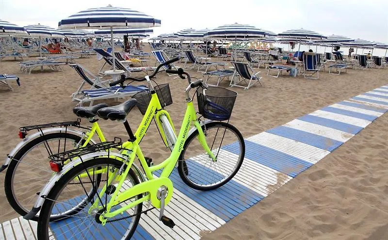 Hotel Moderno Lido di Jesolo 3*,